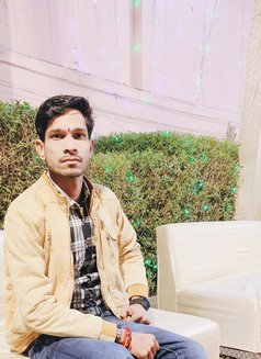 Raaj - Agencia de acompañantes masculinas in New Delhi Photo 3 of 5