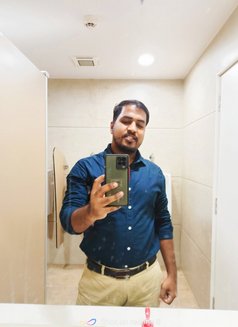Raaj Sahu - Male escort in Ahmedabad Photo 5 of 8