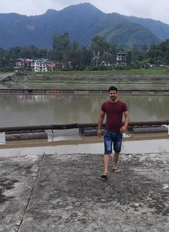 Raaz - Male escort in Gurgaon Photo 4 of 6