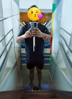 Raaz - Male escort in New Delhi Photo 1 of 1