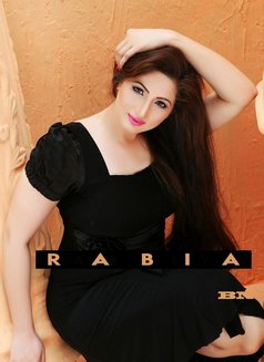 Rabia Escorts - puta in Dubai Photo 4 of 5