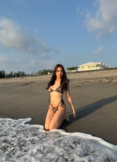 Rabiya Mae - escort in Makati City Photo 6 of 7