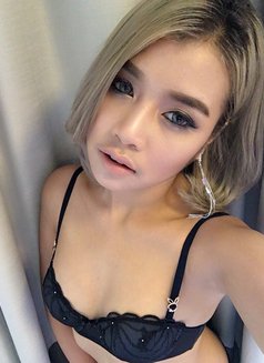 Rachael - escort in Bangkok Photo 1 of 7