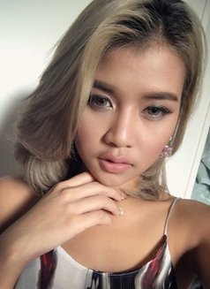 Rachael - escort in Bangkok Photo 3 of 7