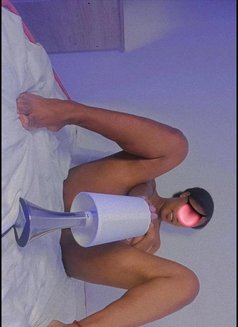 Racheal - puta in Yokosuka Photo 1 of 2