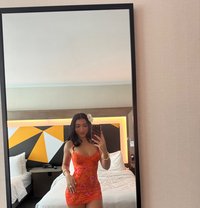 Rachel - puta in Singapore Photo 1 of 4