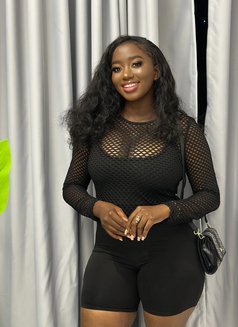 Rachel - escort in Yiwu Photo 1 of 2