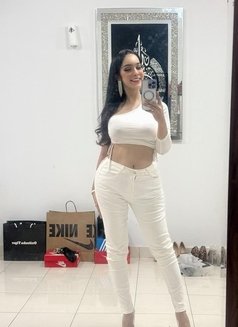 Rachel - puta in Macao Photo 4 of 6