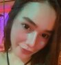 Rachelle - escort in Manila Photo 1 of 4