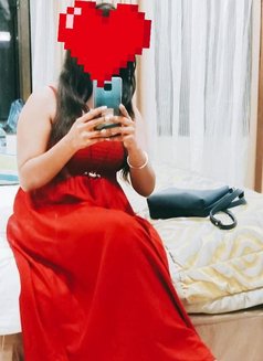 Rachna here active now. - puta in Chennai Photo 1 of 4