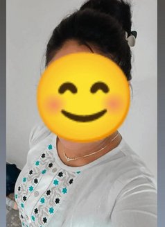 Rachna singh CAM AND REAL MEET QUEEN - escort in Bangalore Photo 3 of 3