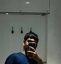 Radeesha Jay - Male escort in Colombo