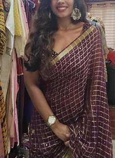 Radha Chaun - escort in Hong Kong Photo 2 of 3