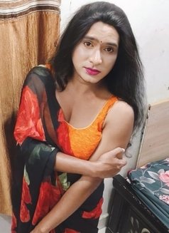 Radha - Transsexual escort in Hyderabad Photo 3 of 3