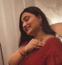 Radhika Best Service Provider Full Safe - puta in Candolim, Goa