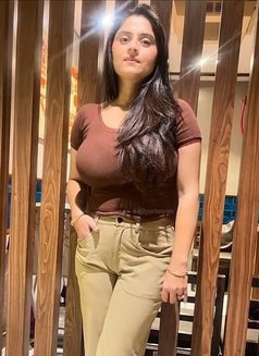 Radhika Doorstep Incall 24*7 - escort in Kolkata Photo 4 of 6