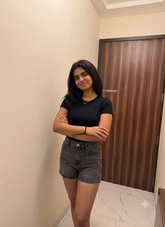 Radhika Doorstep & Incall - puta in Beijing Photo 1 of 1