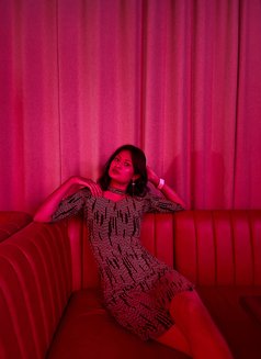 Radhika - escort in Chennai Photo 1 of 5