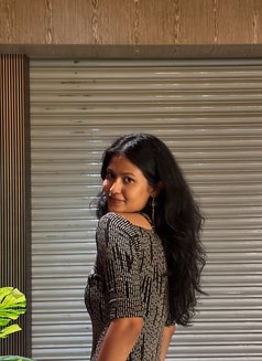 Radhika - escort in Chennai Photo 4 of 5