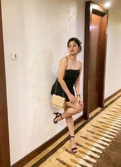 Radhika Escort Service Indian girl - escort in Dubai Photo 1 of 2