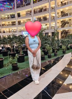 Radhika in full service &cam service - escort in Noida Photo 8 of 12