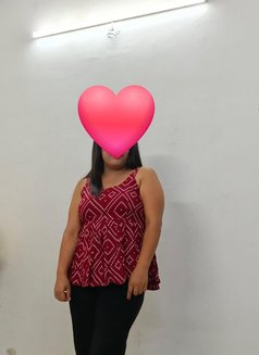 Radhika in full service &cam service - escort in Noida Photo 10 of 12