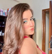 Radhika 🦋 - puta in Abu Dhabi