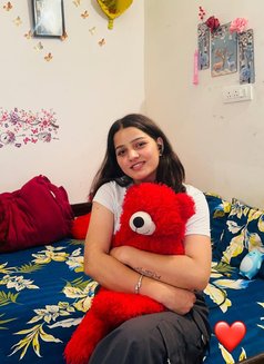 Radhika - puta in Bangalore Photo 1 of 1