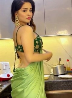 ꧁☆♧🦋 Radhika ༻♧☆꧂ - escort in Hyderabad Photo 5 of 5