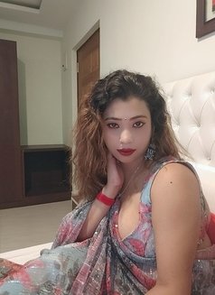 Radhika - escort in Bangalore Photo 5 of 7