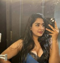 Radhika - puta in Kolkata