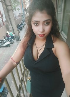 Radhika - escort in Kolkata Photo 6 of 8