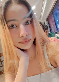 Radhika - escort in Mumbai Photo 3 of 3