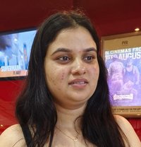 Radhika - puta in Bangalore Photo 1 of 1