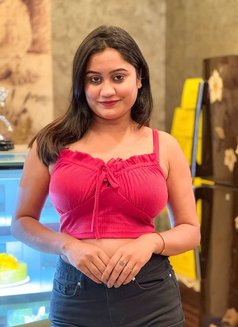 Radhika - escort in Tirupati Photo 3 of 4