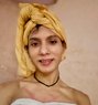 Radhika - Masajista in New Delhi Photo 1 of 3
