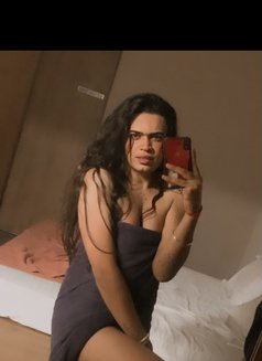 Radhika - Transsexual escort in Pune Photo 2 of 7