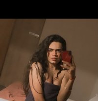 Radhika - Acompañantes transexual in Pune