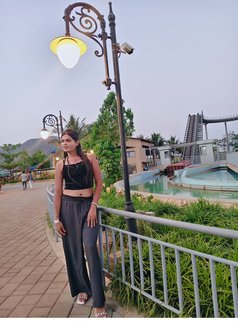 Radhika - Transsexual escort in Pune Photo 6 of 7
