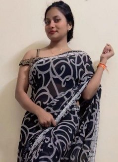 Radhika indipendent & meet webcam - puta in Mumbai Photo 3 of 3