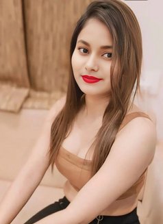 Radhika indipendent & meet webcam - puta in Mumbai Photo 5 of 9