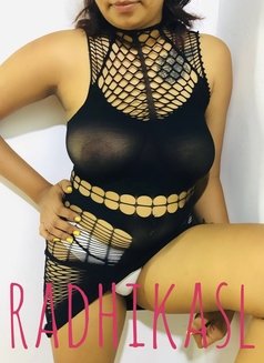 RADHIKA LIVE CAM SHOWS - adult performer in Colombo Photo 20 of 21