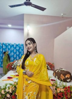 Radhika Mallu Escort Service - escort in Kozhikode Photo 3 of 4