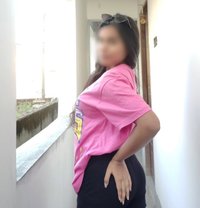 Radhika Singh - puta in Chennai