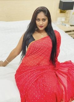 Radhika South India Lady - escort in Abu Dhabi Photo 6 of 8