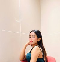 Radika Students - puta in Dubai