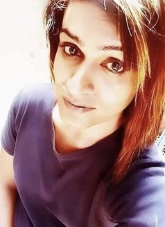 Radika Top Shemale - Acompañantes transexual in Colombo Photo 9 of 10