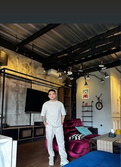 Radja - Acompañantes masculino in Jakarta Photo 3 of 5