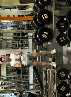 Radja - Acompañantes masculino in Jakarta Photo 4 of 5