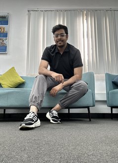 Raduan - Acompañantes masculino in Dubai Photo 3 of 4